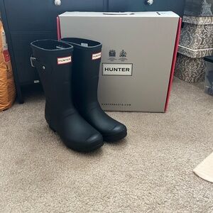 Hunter Classic Black Rain Boots